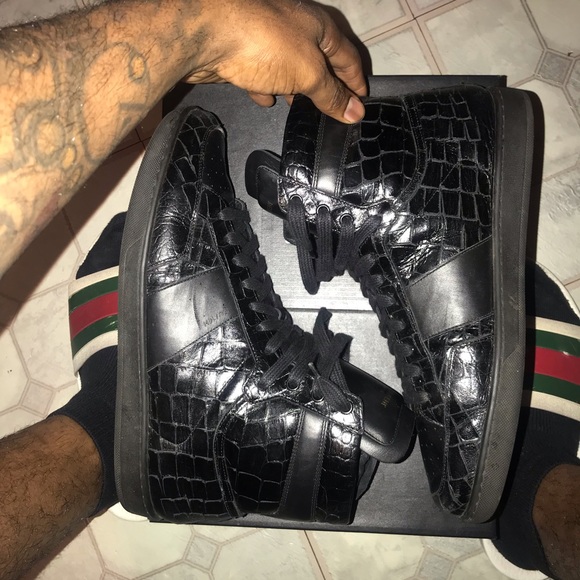 Sneakers - Picture 1 of 3